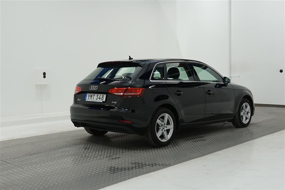 Audi A3 1.5 TFSI Sportback 150hk Adaptiv Välservad PDC 