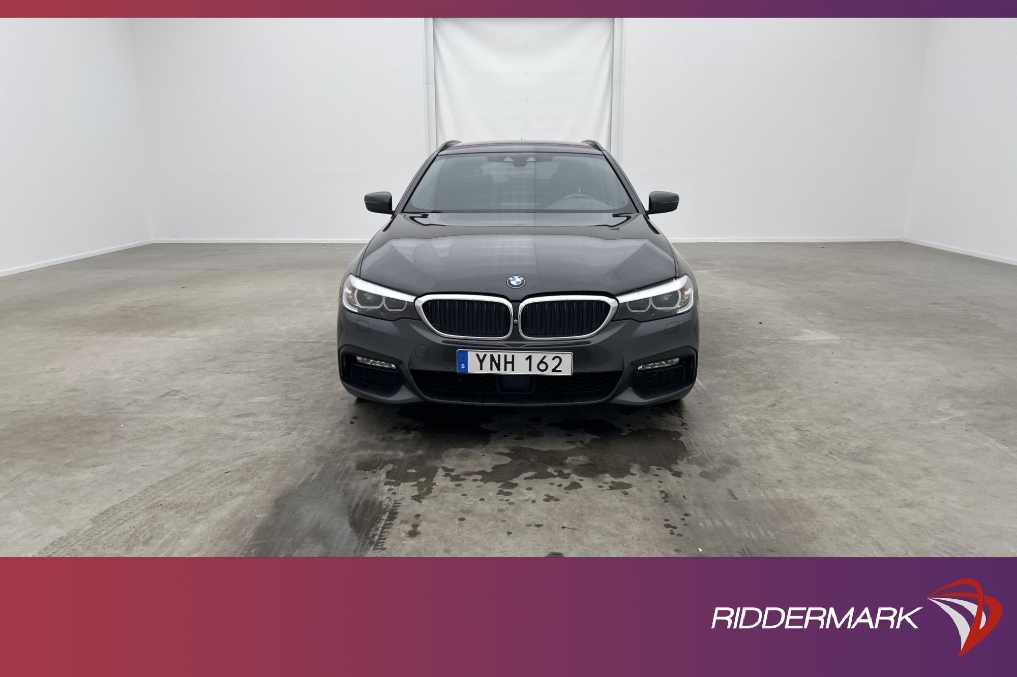 BMW 520 d Touring 190hk M Sport HiFi 360° Drag 4,95% Ränta