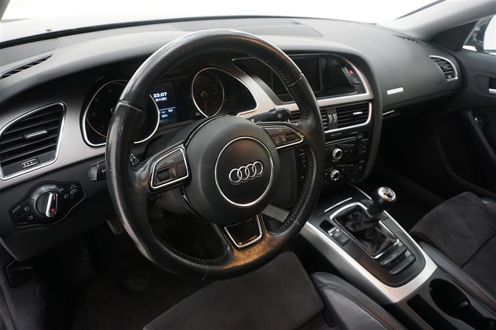 Audi A5 2.0 TDI SB Quattro 177hk PDC Bluetooth M-värm