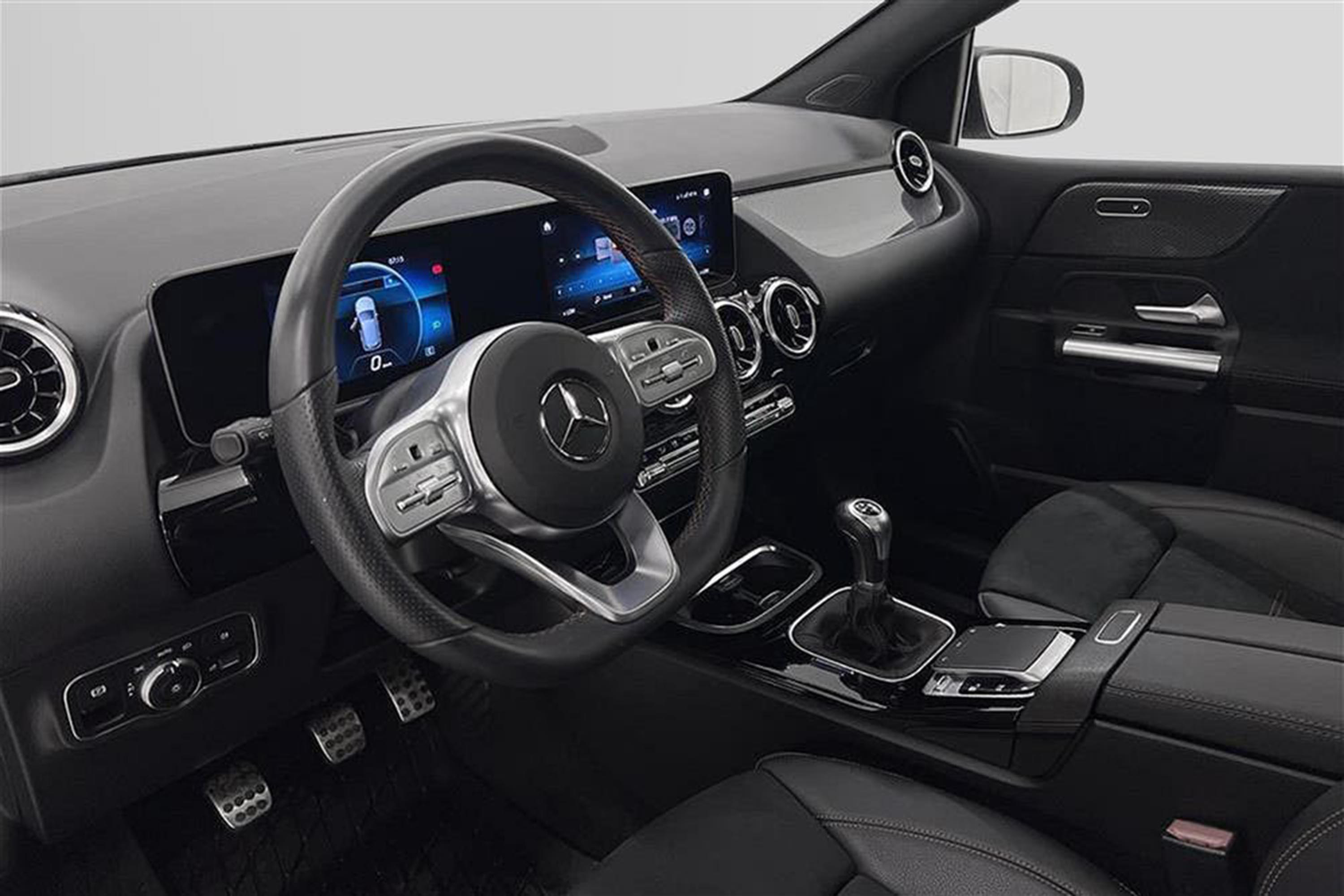 Mercedes-Benz B 200 AMG Panorama Kamera Dragkrok Navi