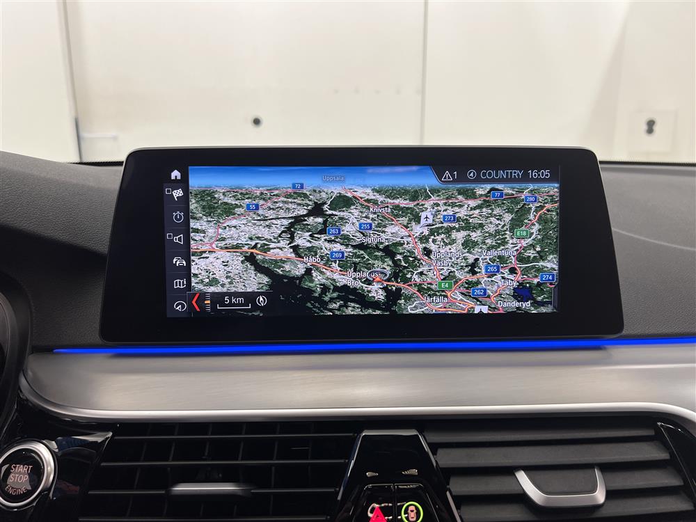 BMW 530i xDrive 252hk M-Sport M-Performance GPS Skinn Värm