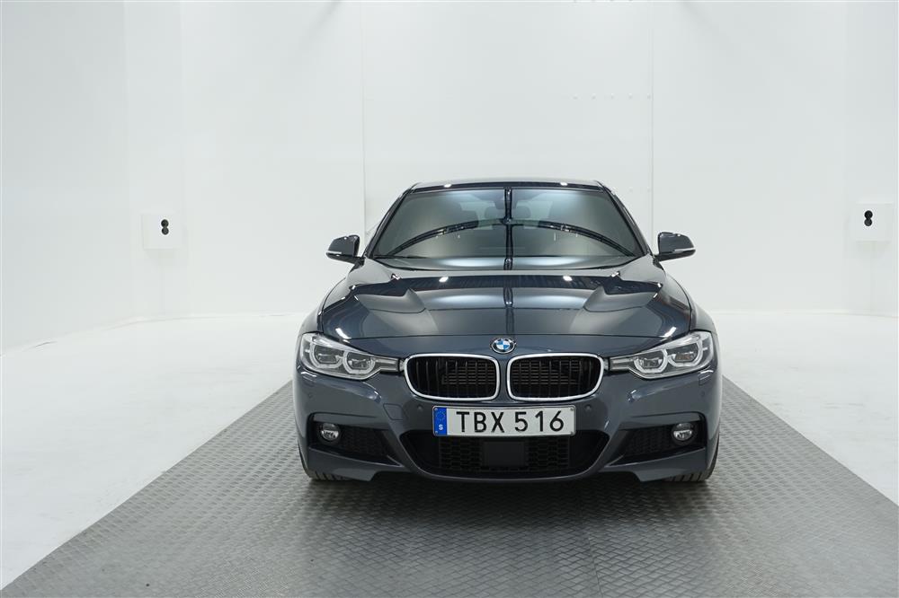 BMW 330e Sedan 252hk M Sport Skinn H/K Navi HuD Backkamera