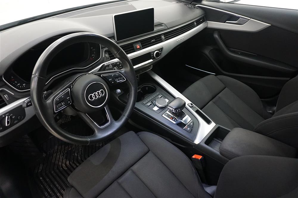 Audi A4 2.0 TDI 190hk quattro  Cockpit D-Värmare Navigator 