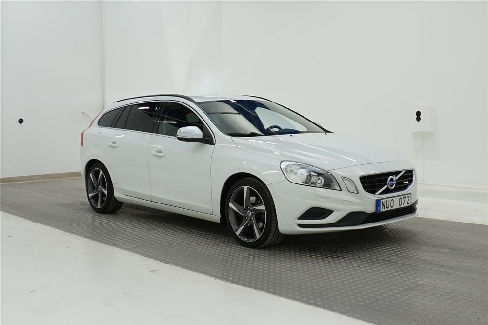 Volvo V60 T4 (180hk) / Momentum / R-Design / P-sensor