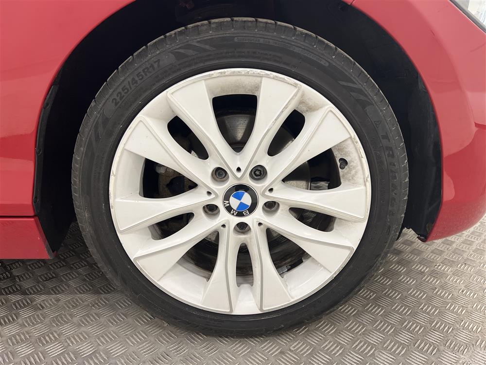 BMW 120d 5dr 184hk Sport line Hifi Navi PDC Nyservad