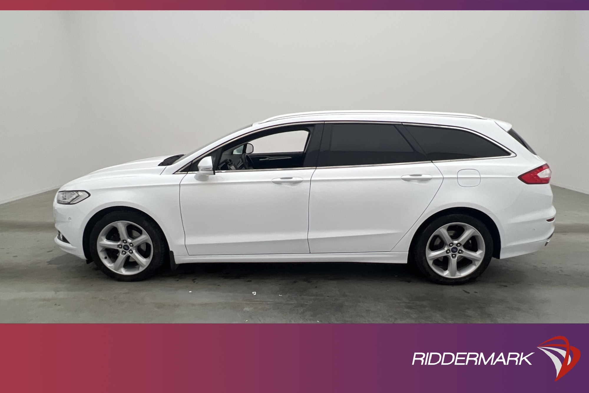 Ford Mondeo 2.0 AWD 180hk Titanium Värm Kamera Navi Drag