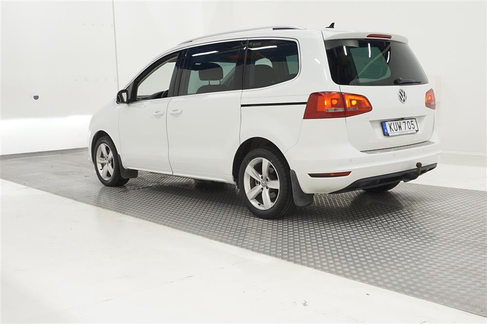 Volkswagen Sharan 2.0 TDI 140hk 7-sits Värmare Pano Dynaudio