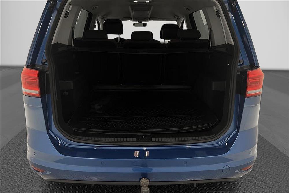 Volkswagen Touran 110hk 7-sits Backkamera Drag 2-Brukare