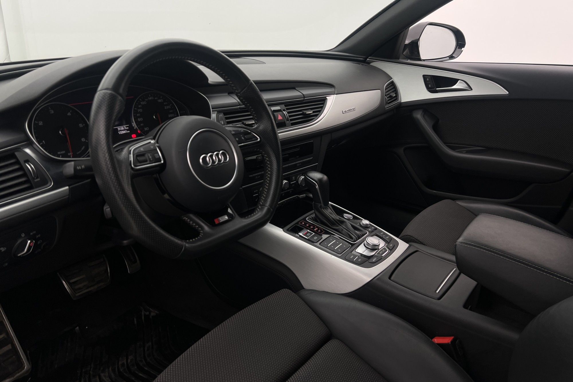 Audi A6 2.0 TDI Quattro 190hk S-Line Halvskinn Sensorer