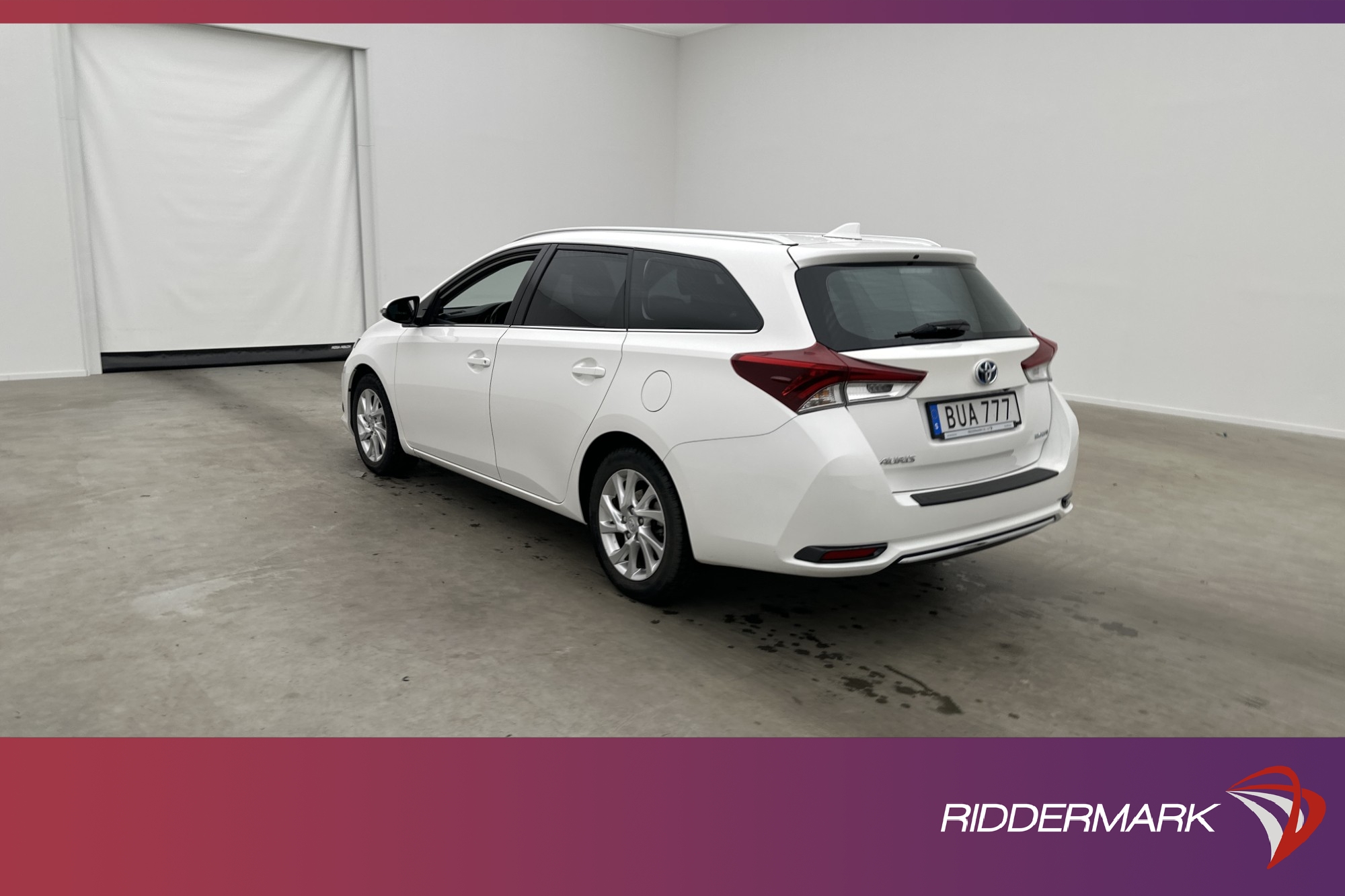 Toyota Auris Touring Sports Hybrid 136hk Comfort Värm Kamera