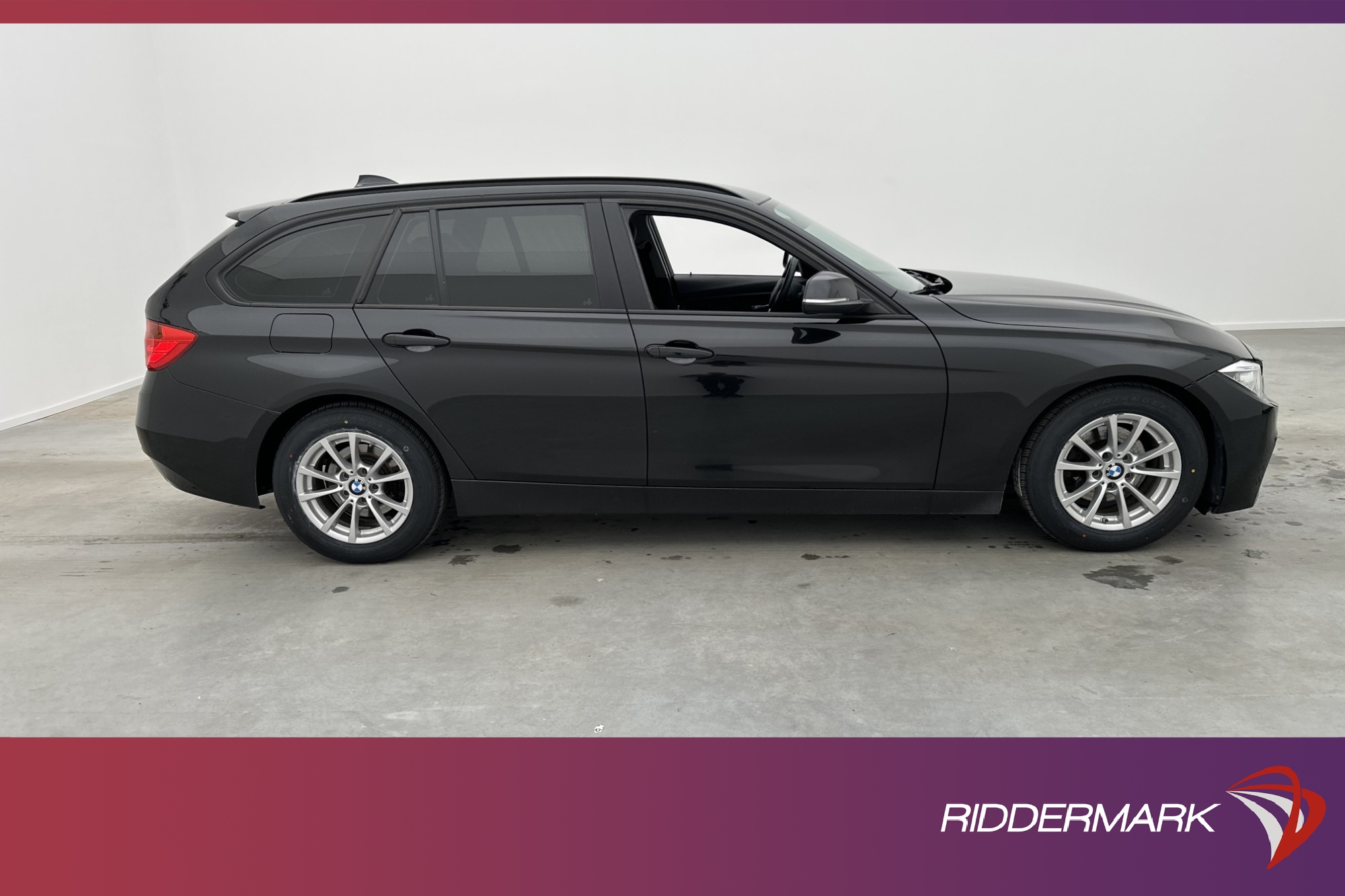 BMW 318 d Touring M Sport-front Sensorer Rattvärme Dragkrok