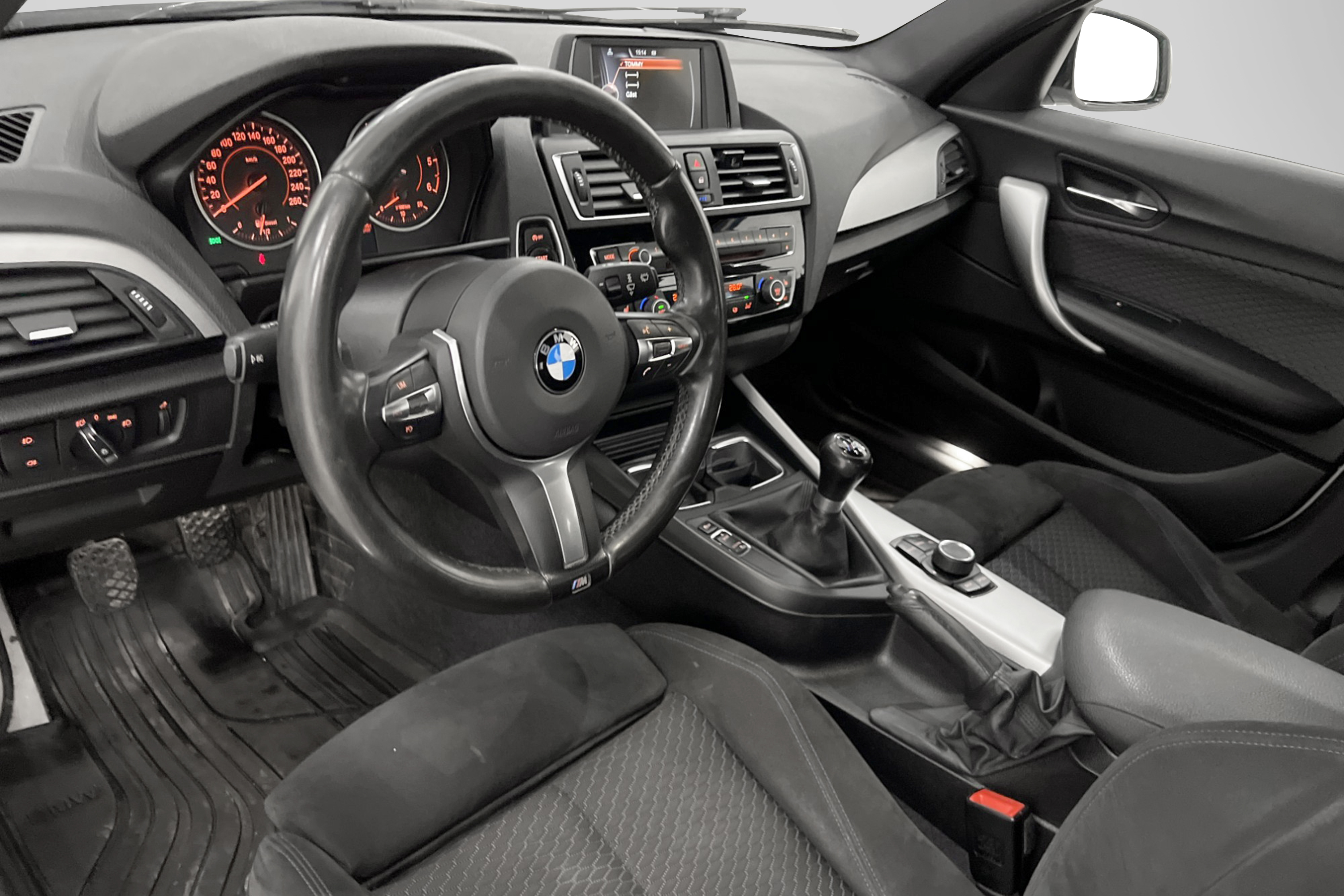 BMW 116 d 116hk M-Sport Alcantara P-sensorer Nyservad Eu6