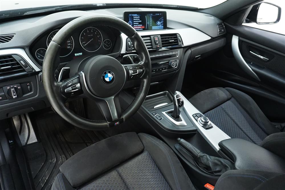 BMW 328 i xDrive 245hk EU6 Navi Drag M-värm M-ratt