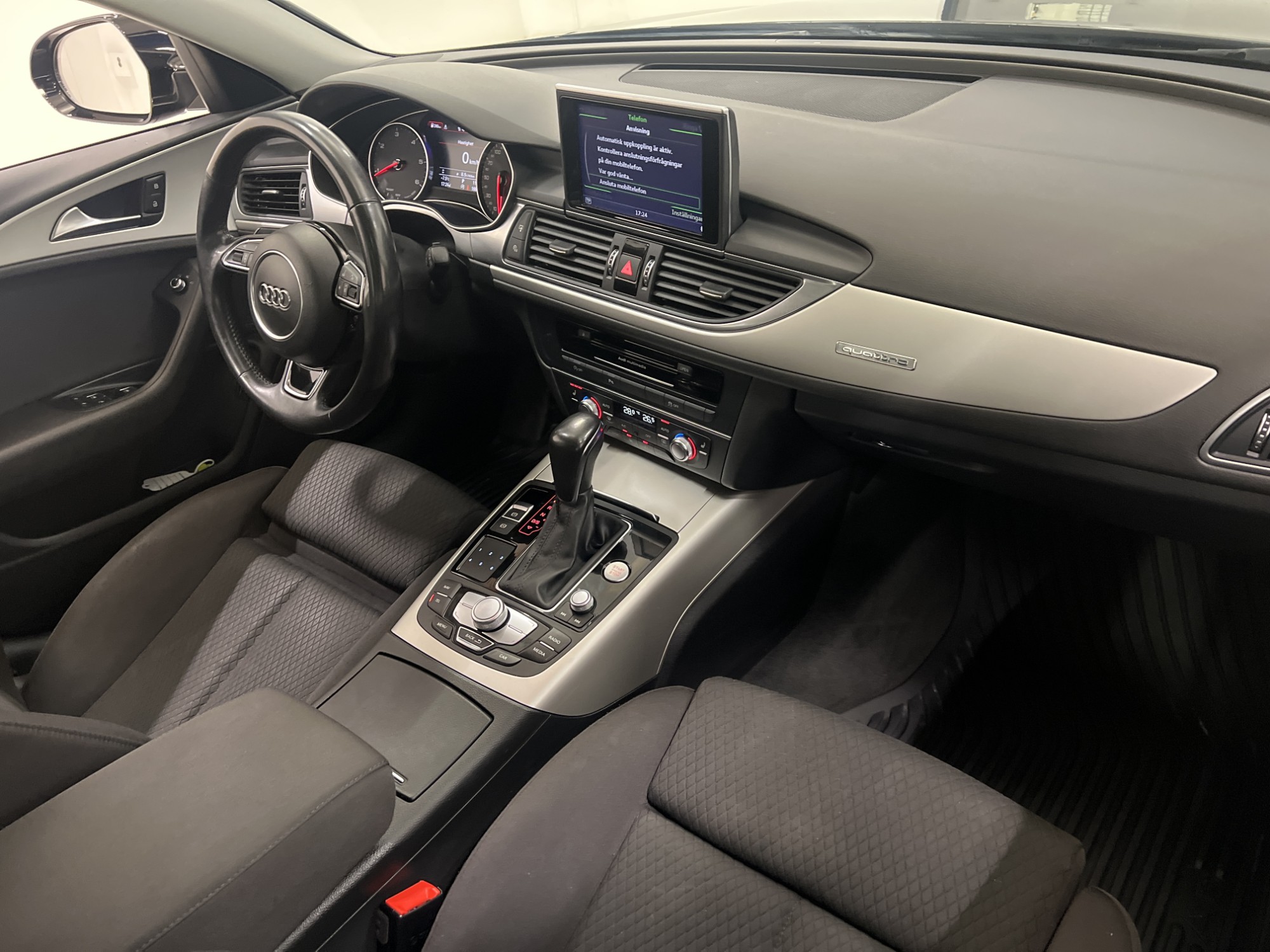 Audi A6 Avant 2.0 TDI Quattro D-värme Pano Drag Navi 190hk