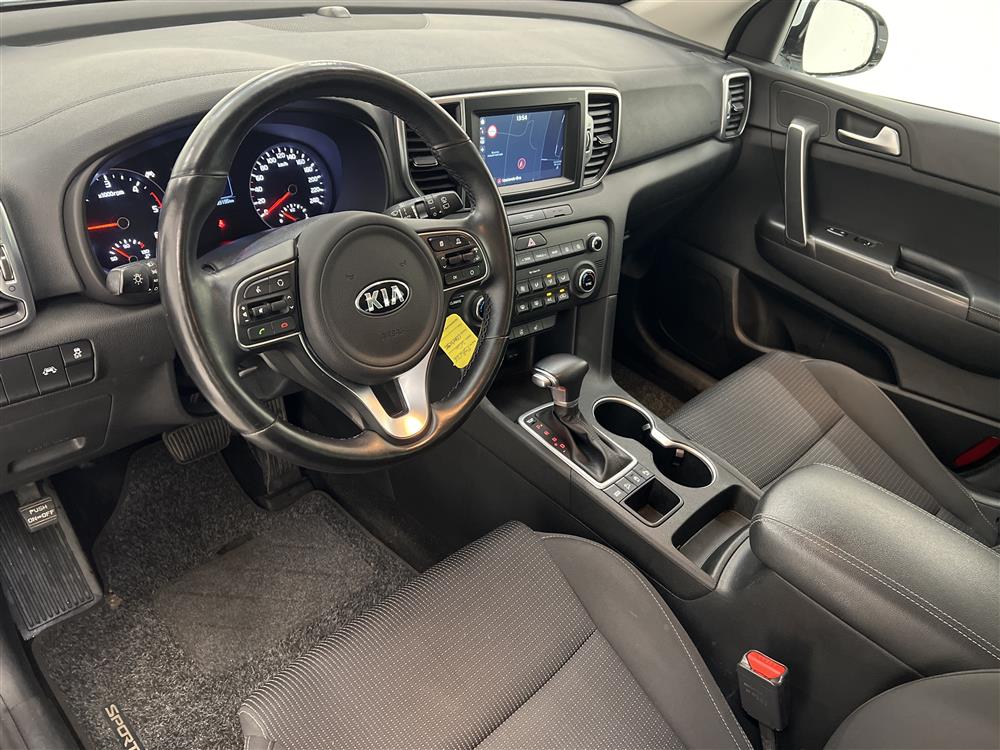 Kia Sportage 1.7 CRDi 141hk B-Kam Navi M-Värm Rattvärme Drag