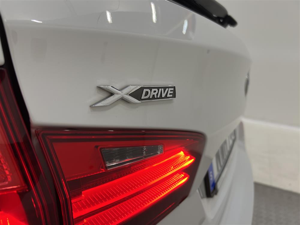 BMW 520d xDrive Touring 190hk M-värme Drag PDC 0.51l/mil