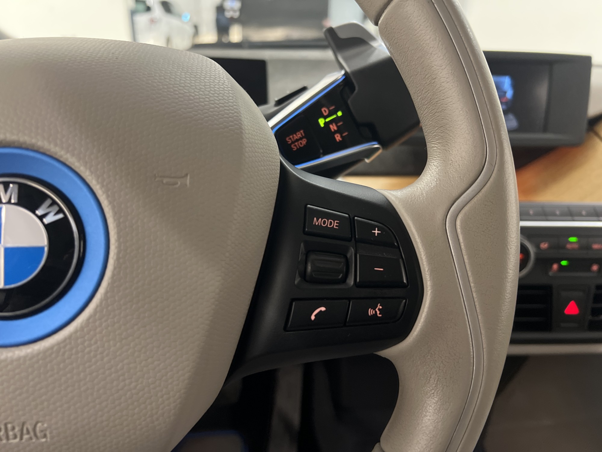 BMW i3 60 Ah REX 170hk Comfort CCS Parkeringssensorer