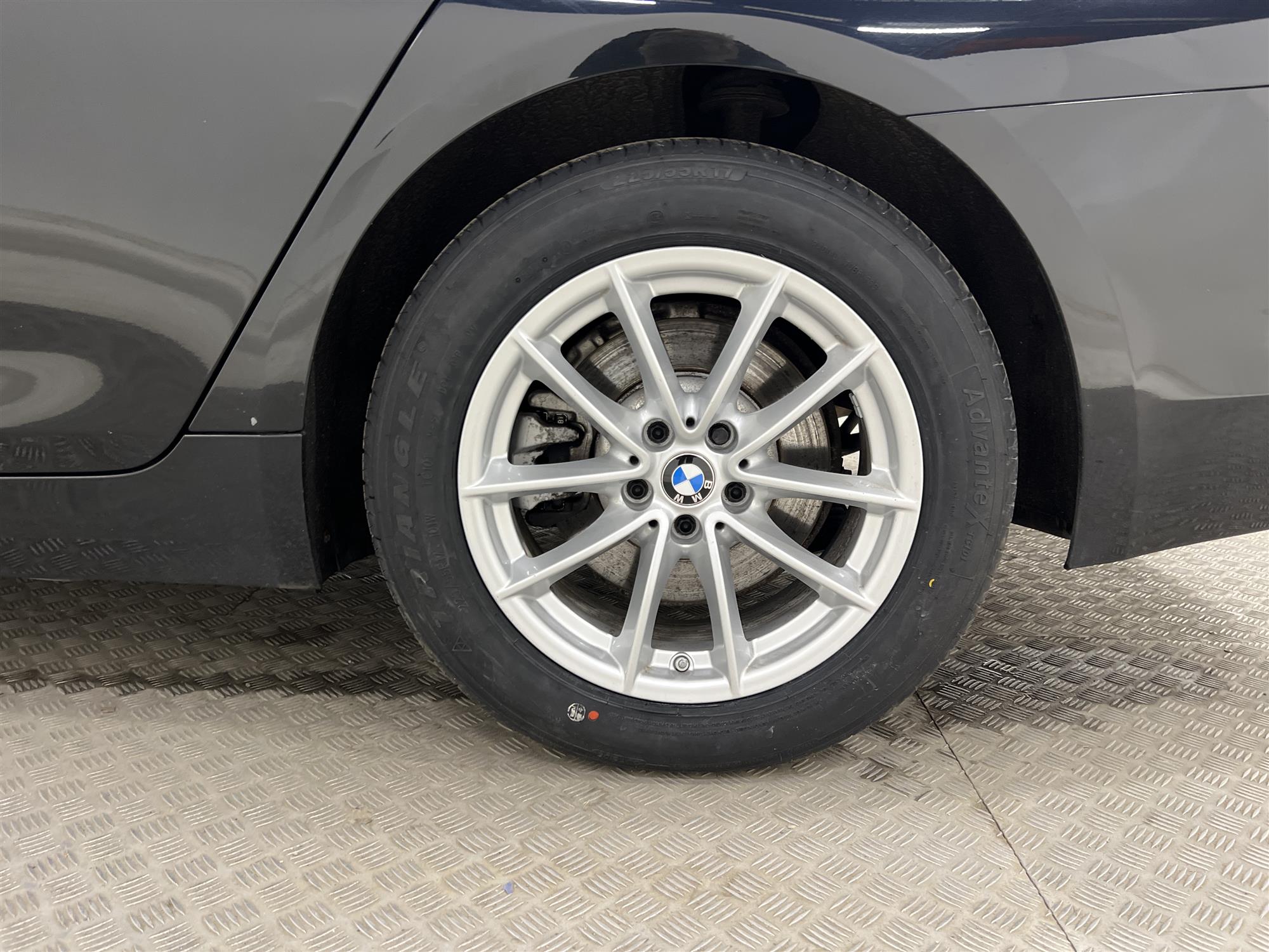 BMW 530e iPerformance 252hk Sport line Backkamera Rattvärme