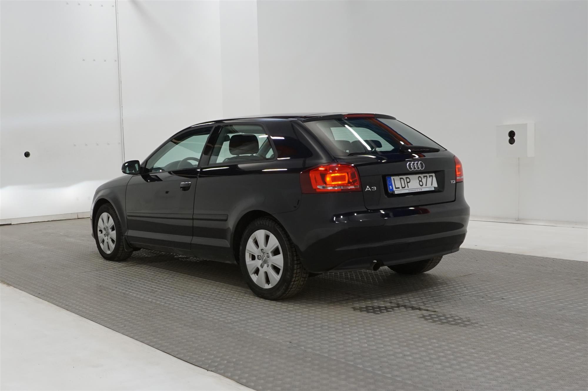 Audi A3 1.6 TDI 105hk Comfort Välservad 0,41l/mil Låg Skatt