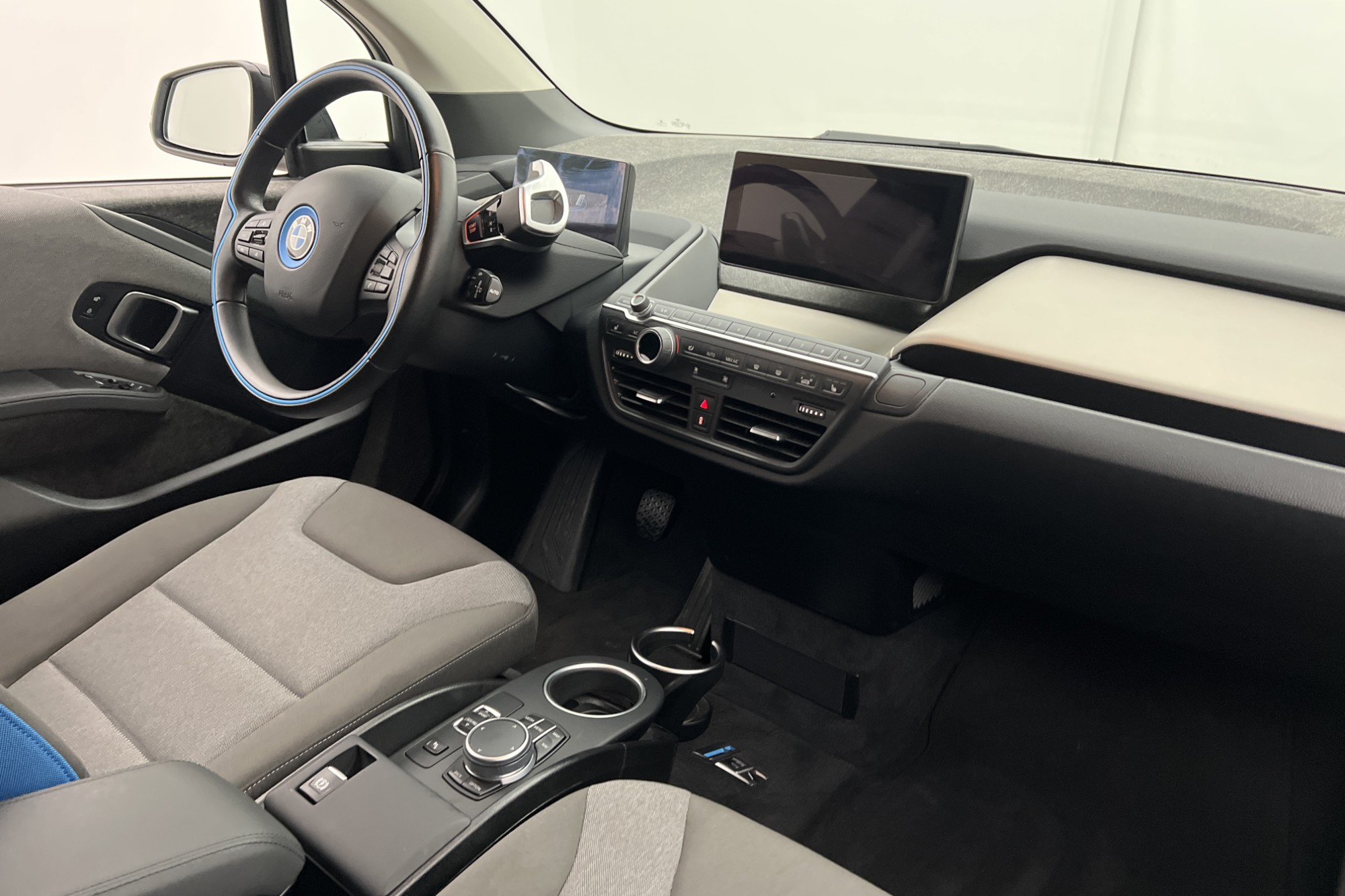 BMW i3s 120 Ah 183hk Comfort Advanced Kamera Navi Adpt-fart