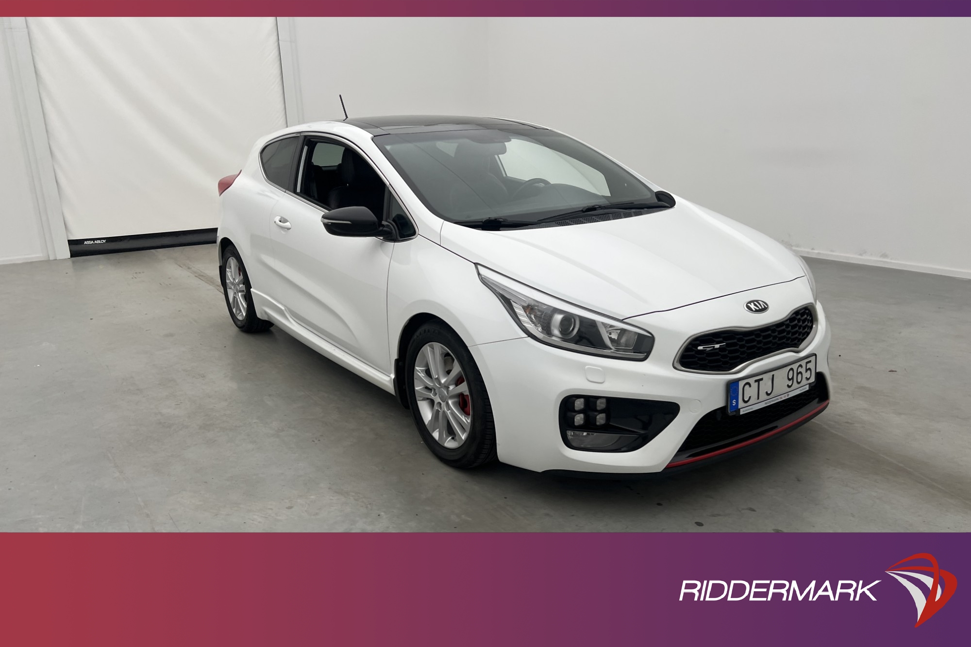 Kia pro_cee'd GT 1.6 GDI 204hk Taklucka Värmare Bkamera Navi