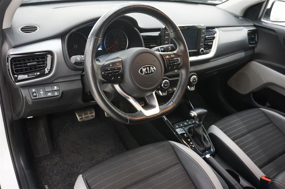 KIA Stonic 1.0 T-GDi 120hk M-värm Apple carplay B-kam