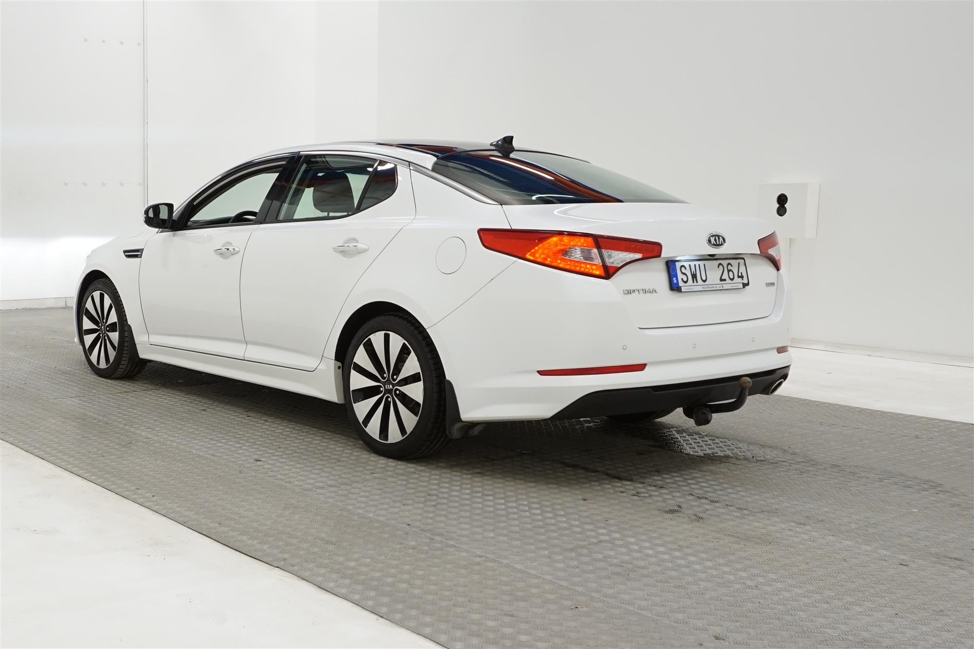 Kia Optima 1.7 CRDi 136hk Pano Värmare Navi Drag Skinnn