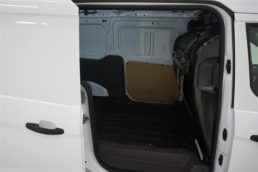 Ford Transit Connect 1.5 TDCi LWB 3-sits Värmare Aut Moms 