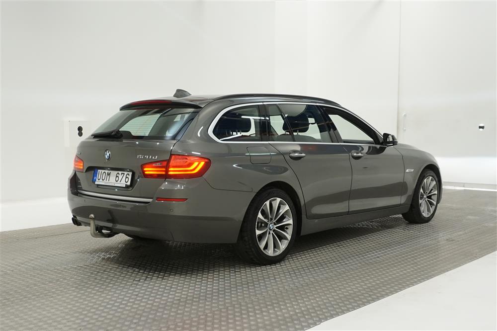 BMW 520d Touring 184hk xDrive Skinn Navi Drag PDC 0,52l/mil