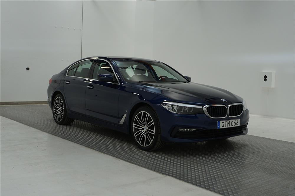 BMW 530e iPerformance 252hk Sport line Navi Backkamera HiFi