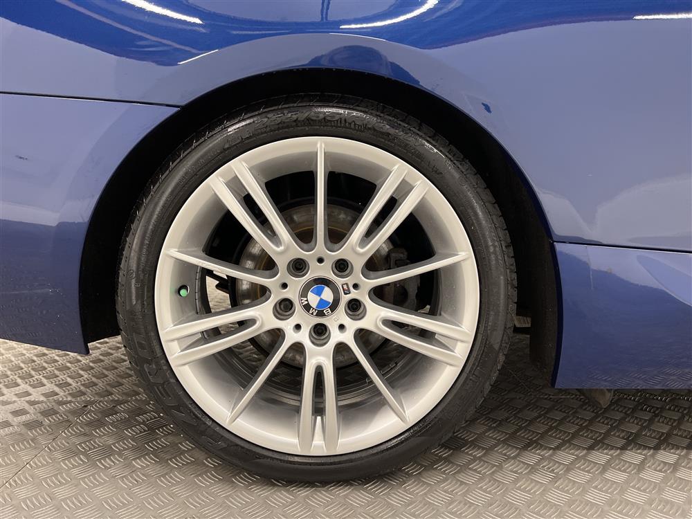 BMW 320i Cabriolet 170hk M-Sport 1-brukare Plåtcab 0,56l/mil