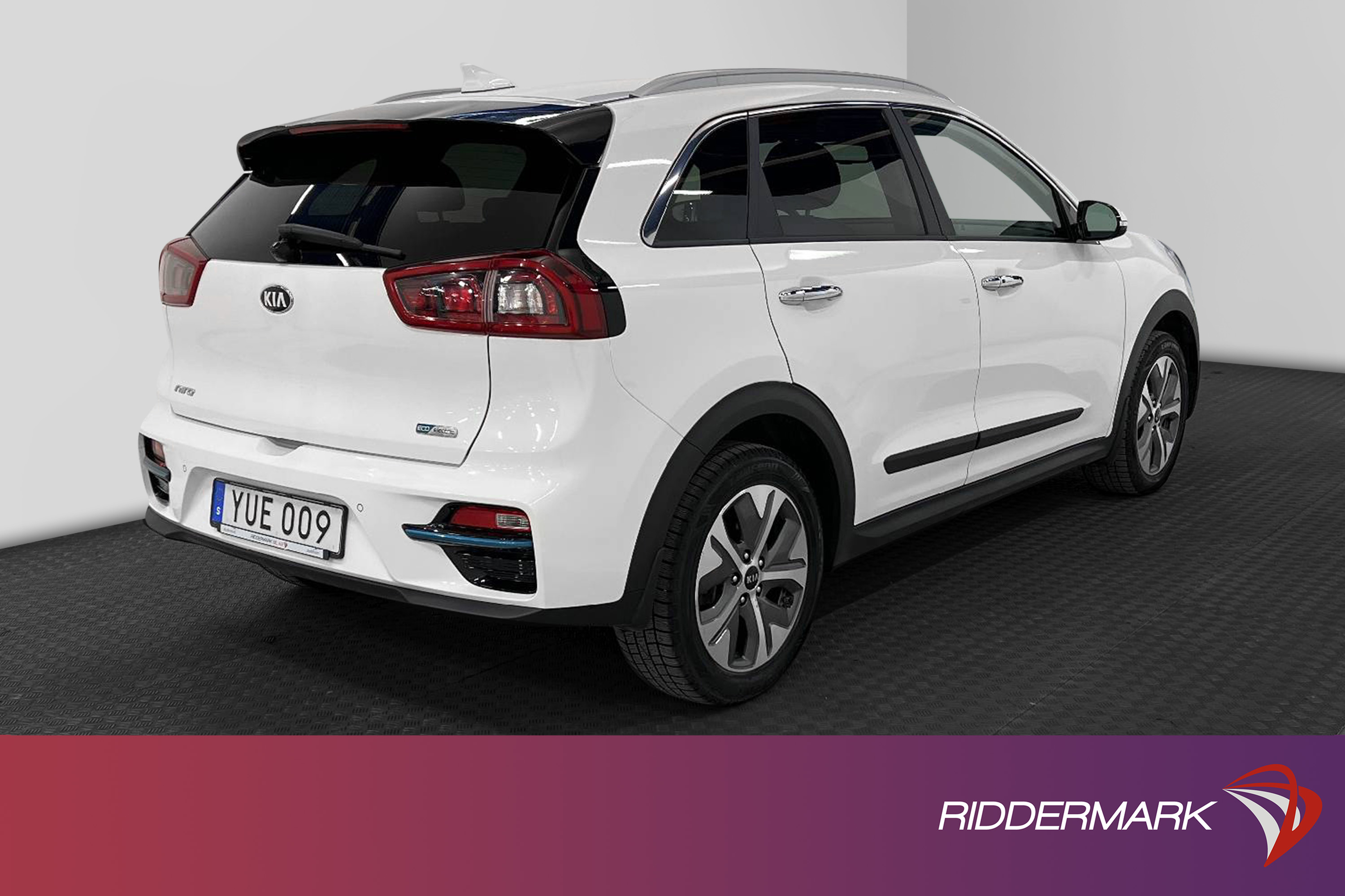 Kia e-Niro 64 kWh 204hk Advanced Plus Backkamera Skinn 