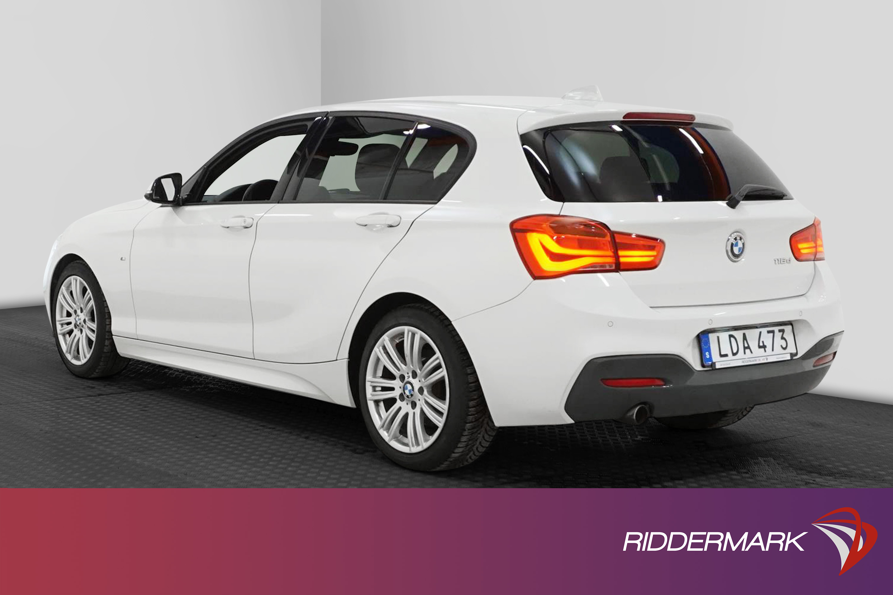 BMW 116d LCI Automat M Sport ShadowLine P-Sensorer Keyless