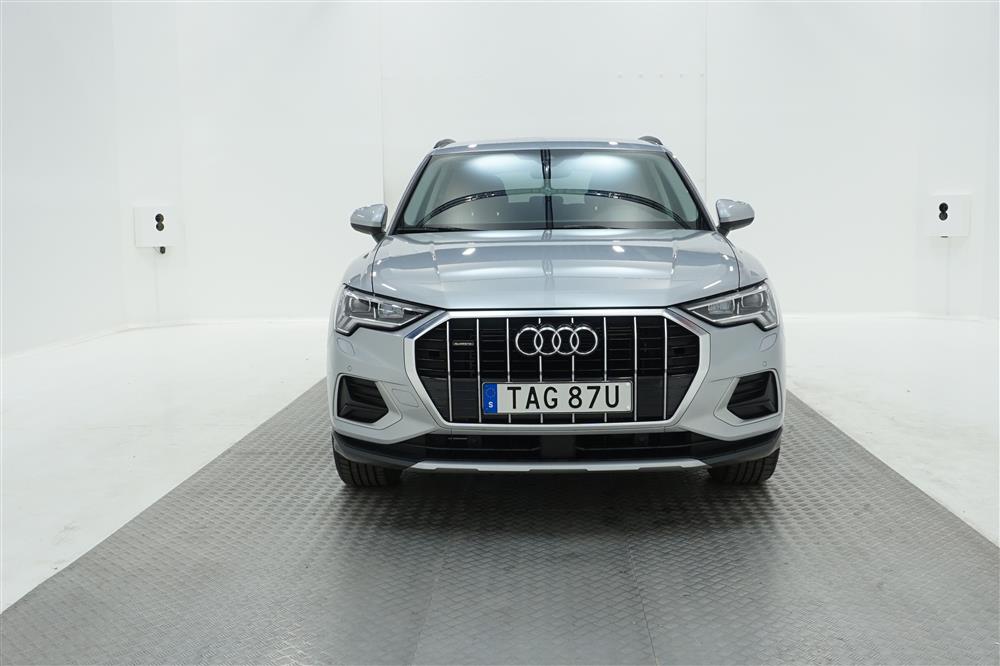 Audi Q3 40 TFSI Quattro Cockpit Värmare B-Kam SE SPEC 190hk