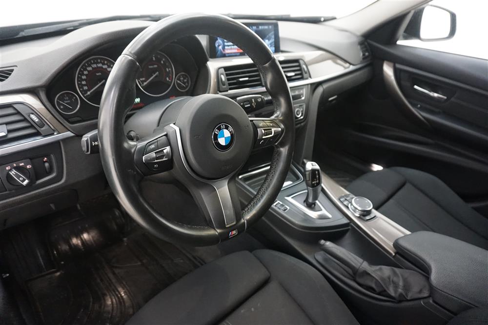 BMW 320d Touring 184hk Sport line M-ratt Drag Navi