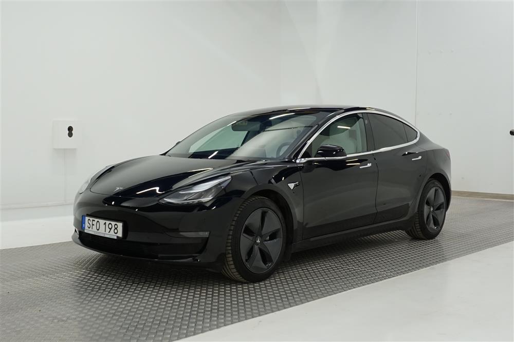 Tesla Model 3 Long Range AWD 440hk Autopilot 2.5 Moms