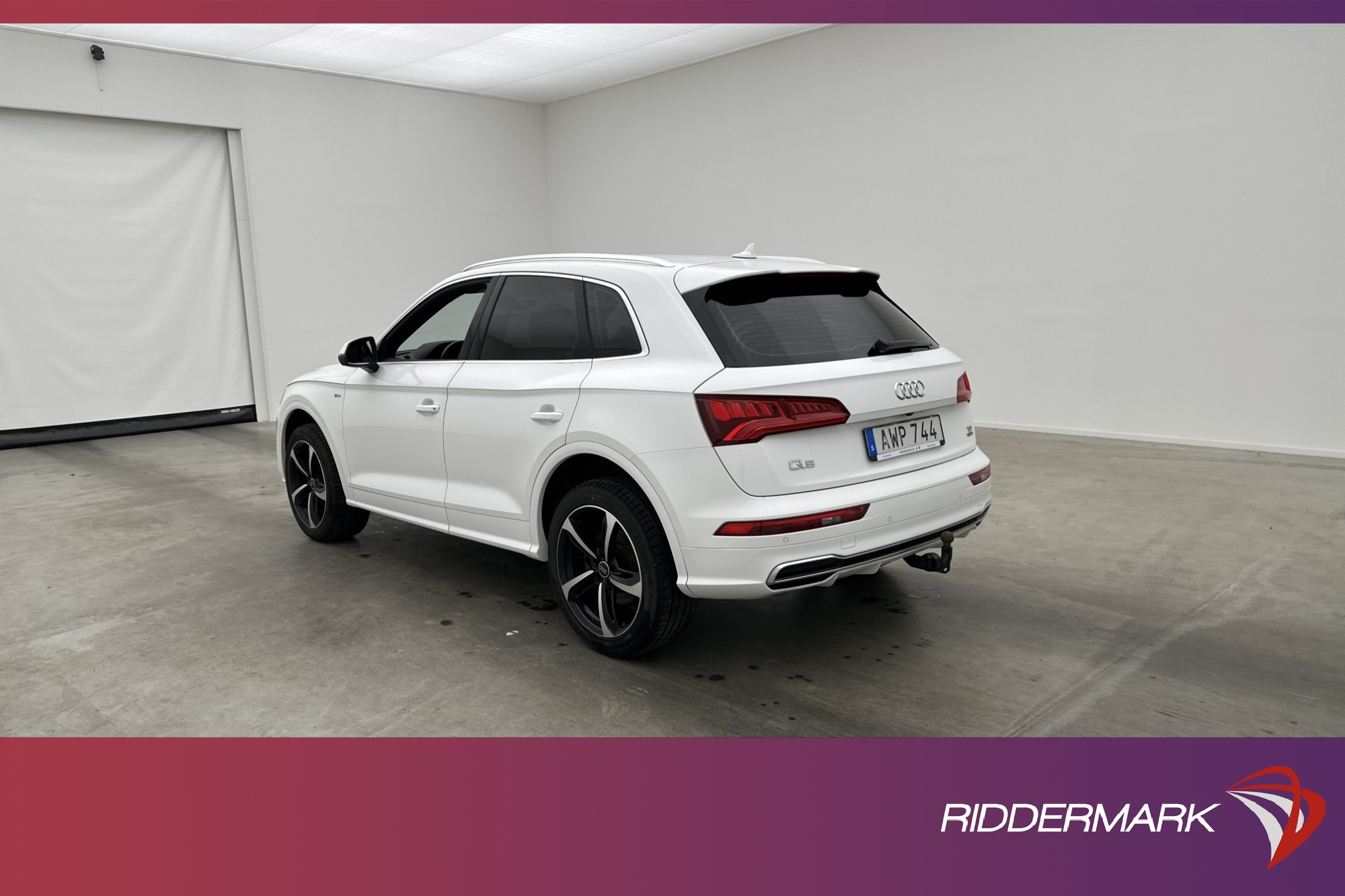 Audi Q5 2.0 TDI Quattro 190hk S-Line P-Värm MOMS 4,95% Ränta