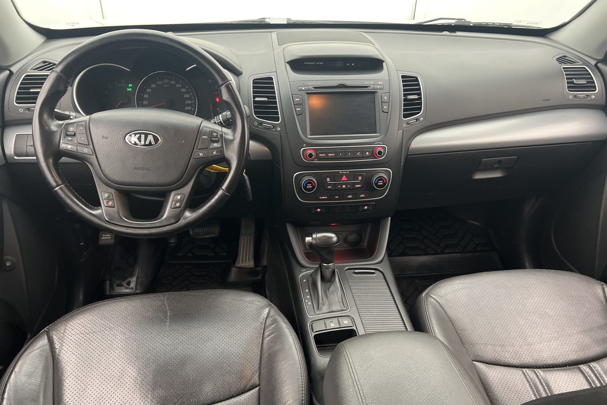 Kia Sorento CRDi 4WD 197hk Business Kamera Navi Skinn Drag