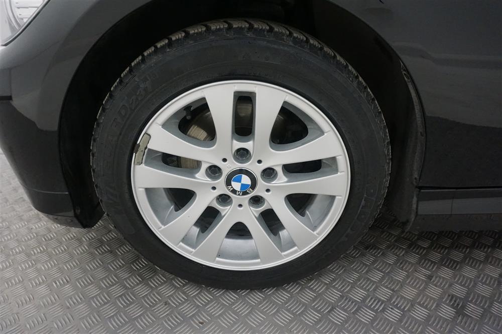 BMW 316d Touring 116hk PDC Dragkrok