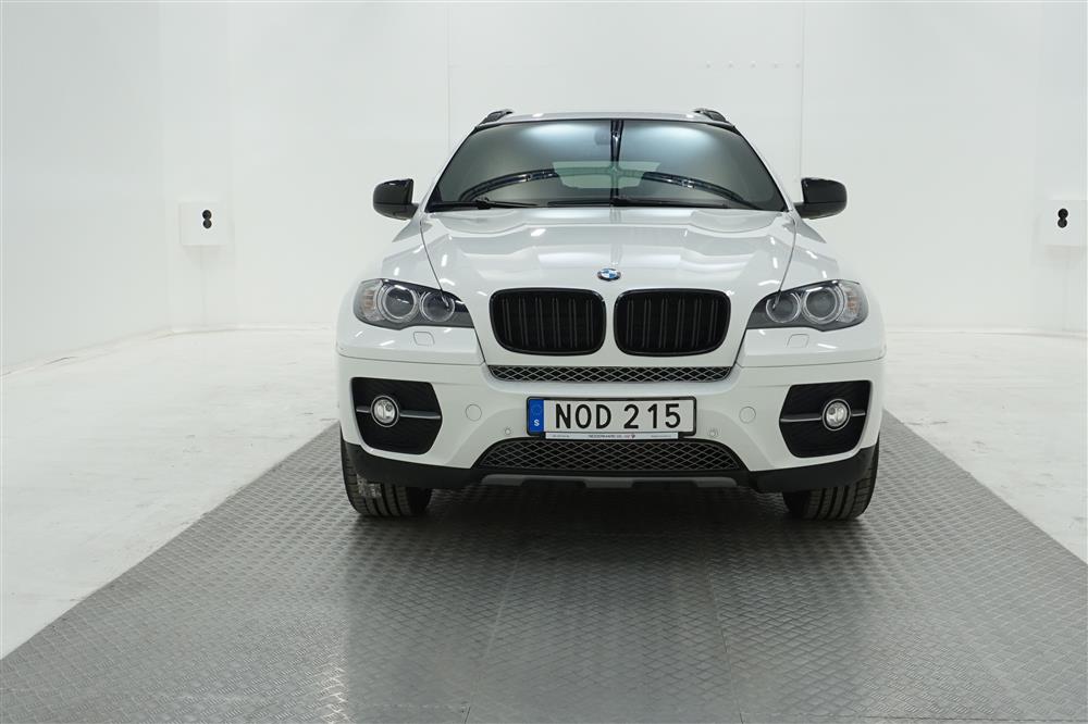 BMW X6 xDrive30d 245hk HuD B-kamera Navi Keyless 0,74/Mil