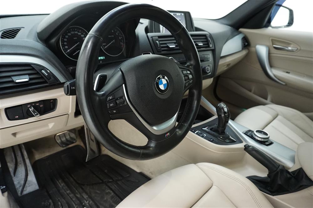 BMW M135 i xDrive 5-dörrars Taklucka Skinn Backkamera 320hk