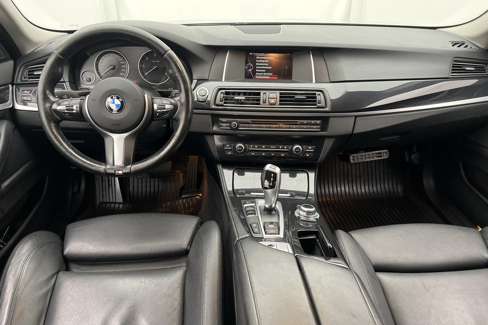 BMW 520 d xDrive M-Ratt M&K-Värm HiFi Sensorer Skinn Drag