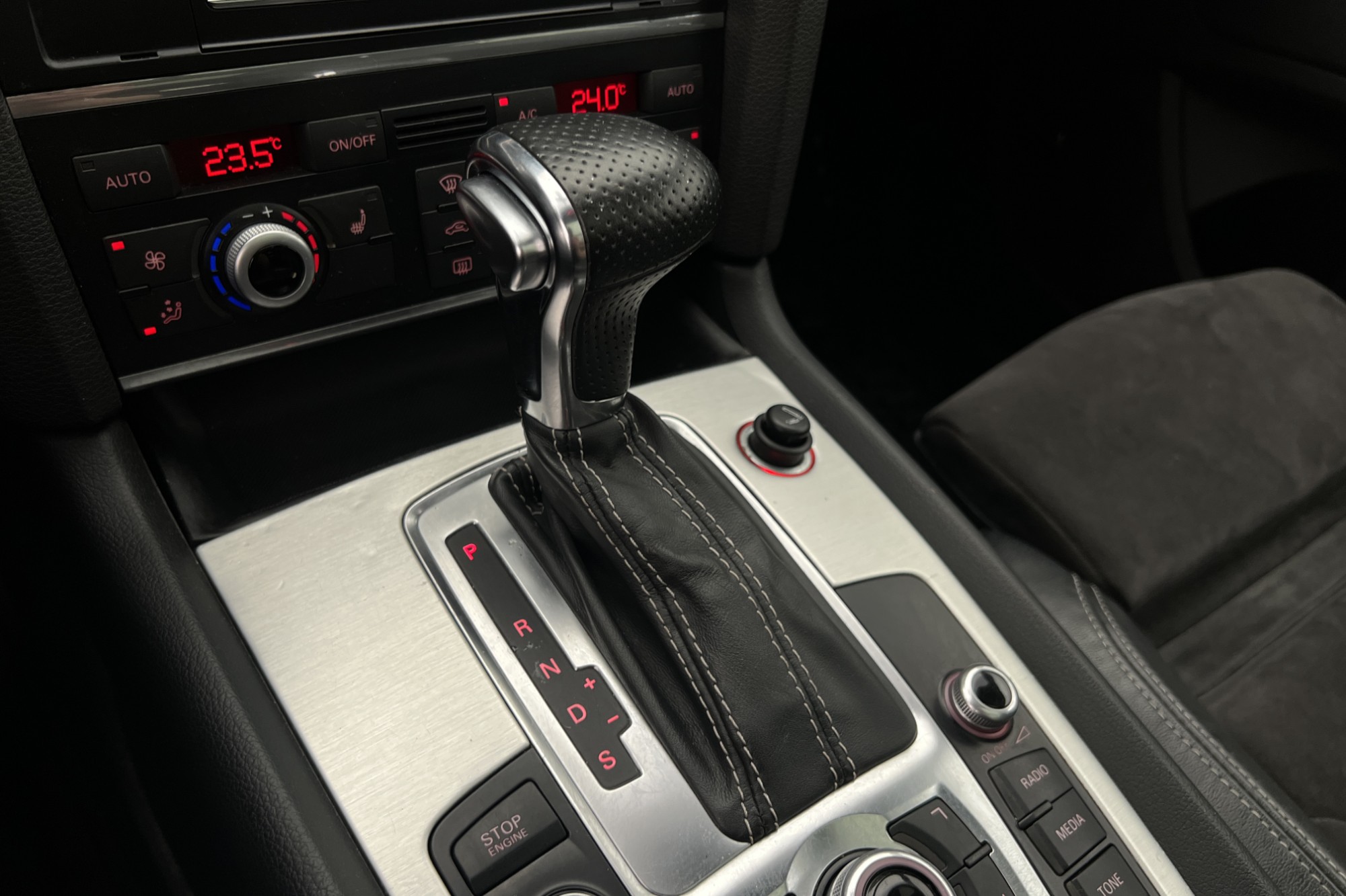 Audi Q7 TDI V6 q 245hk S-Line 7-sits Pano Bose Värmare Luft