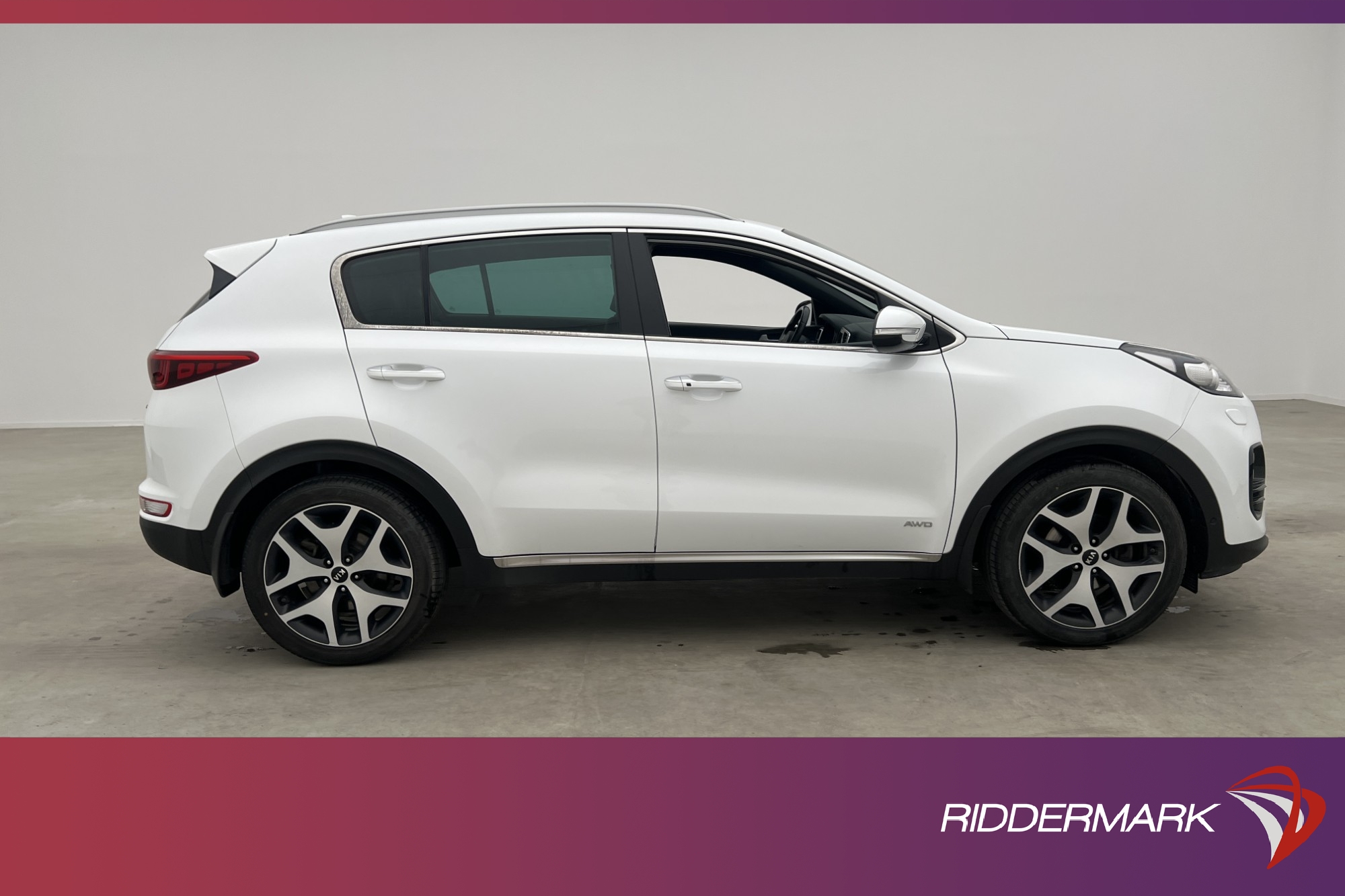 Kia Sportage 2.0 CRDi AWD GT Line Värm B-Kam JBL Skinn Drag