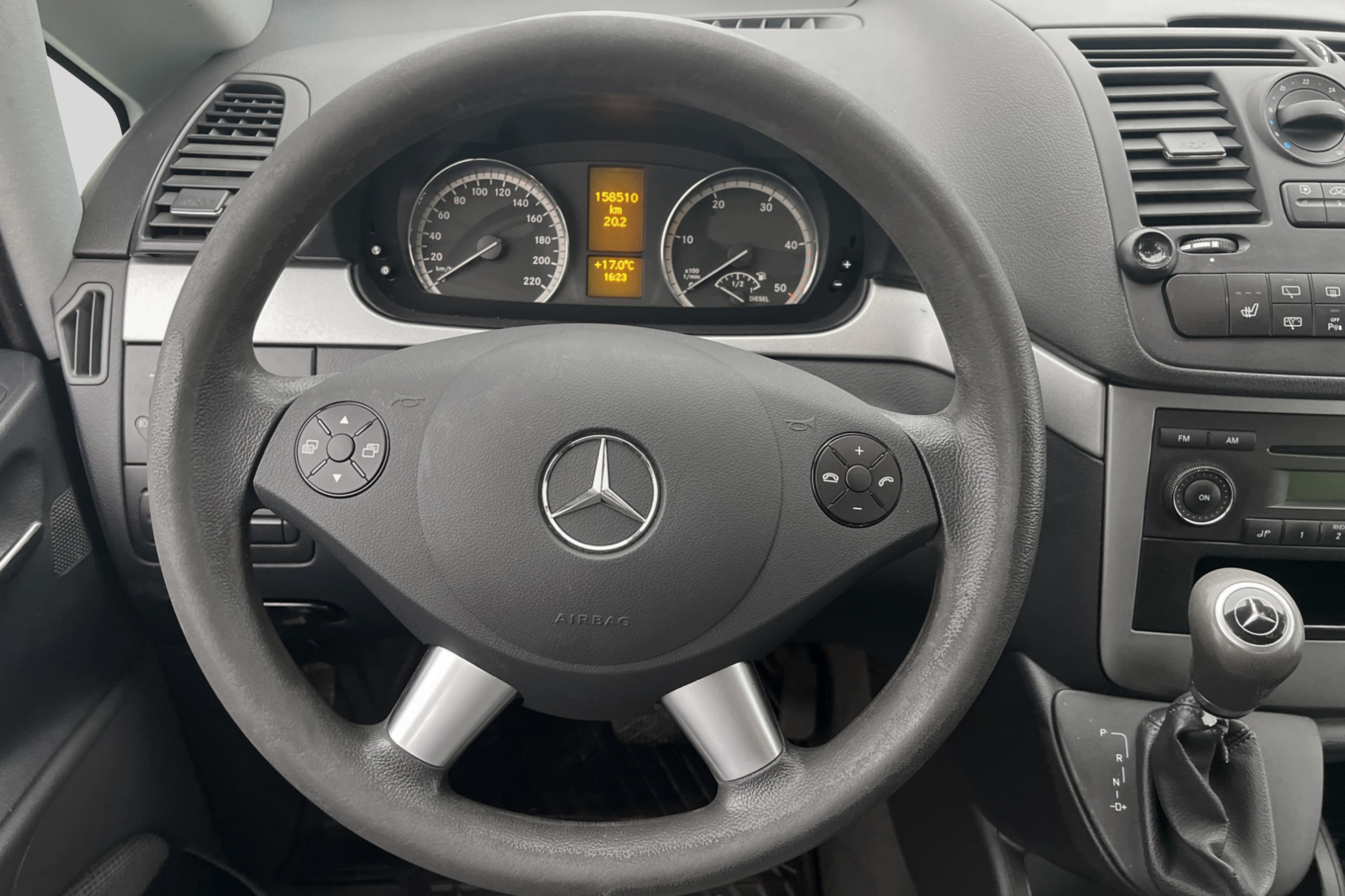 Mercedes-Benz Viano 2.2 D-Värmare Nyservad P-Sensorer 8-Sits