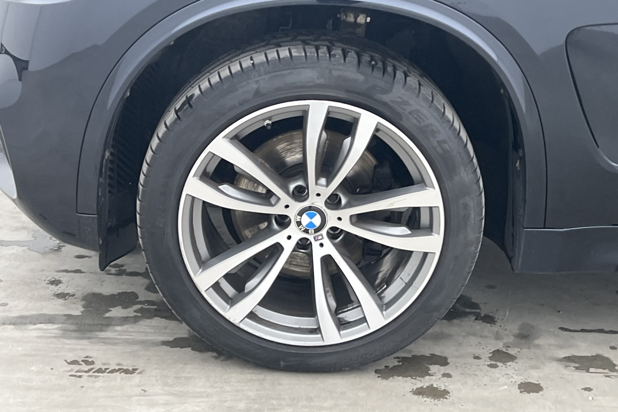 BMW X5 xDrive40d M Sport 7-sits Pano Värm Navi Komfort Drag