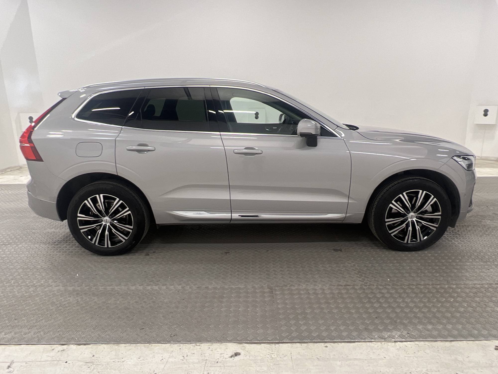 Volvo XC60 T8 AWD Recharge 456hk Inscriptio 360 Pano HK 77km