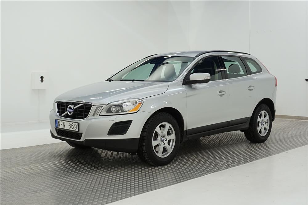 Volvo XC60 D4 163hk AWD Momentum D-Värm Skinn 3 Brukare