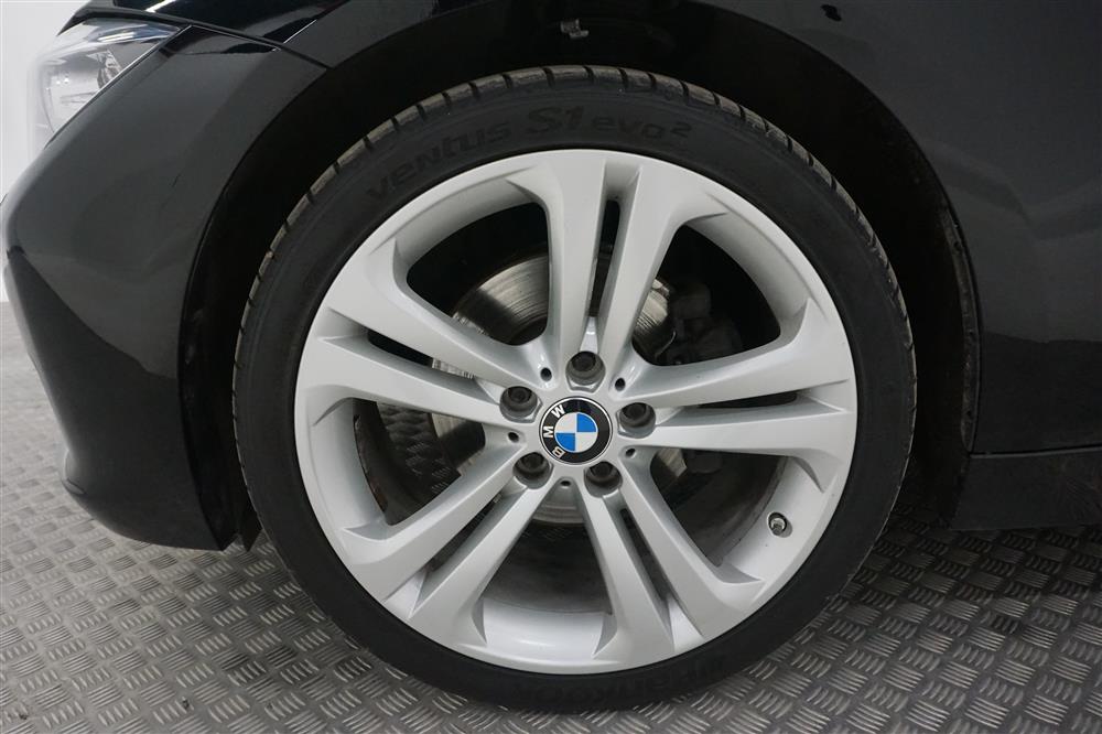 BMW 320d Touring 184hk Sport line M-ratt Drag Navi