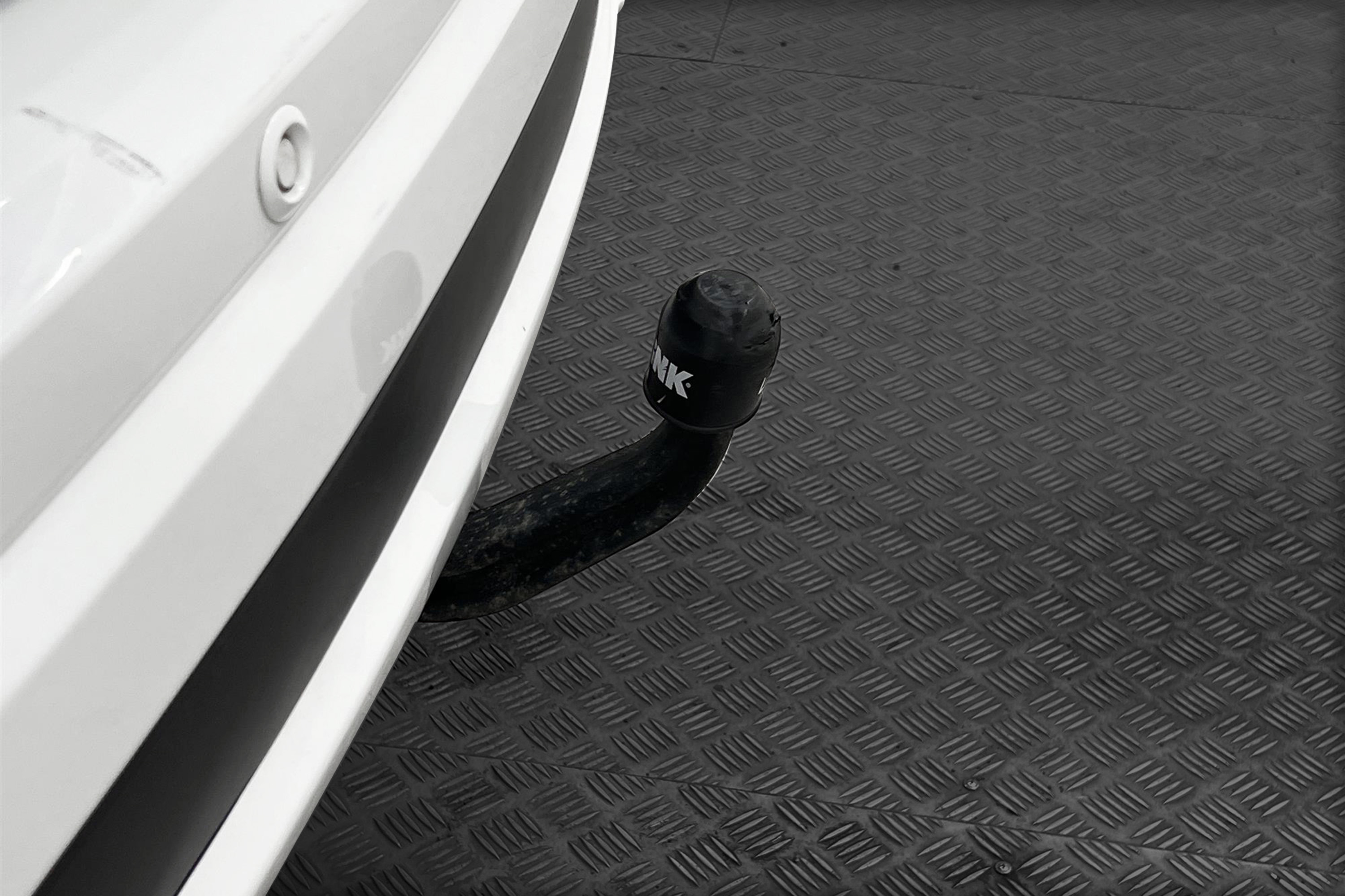 Mitsubishi Outlander P-HEV 4WD 360° Drag Taklucka Carplay